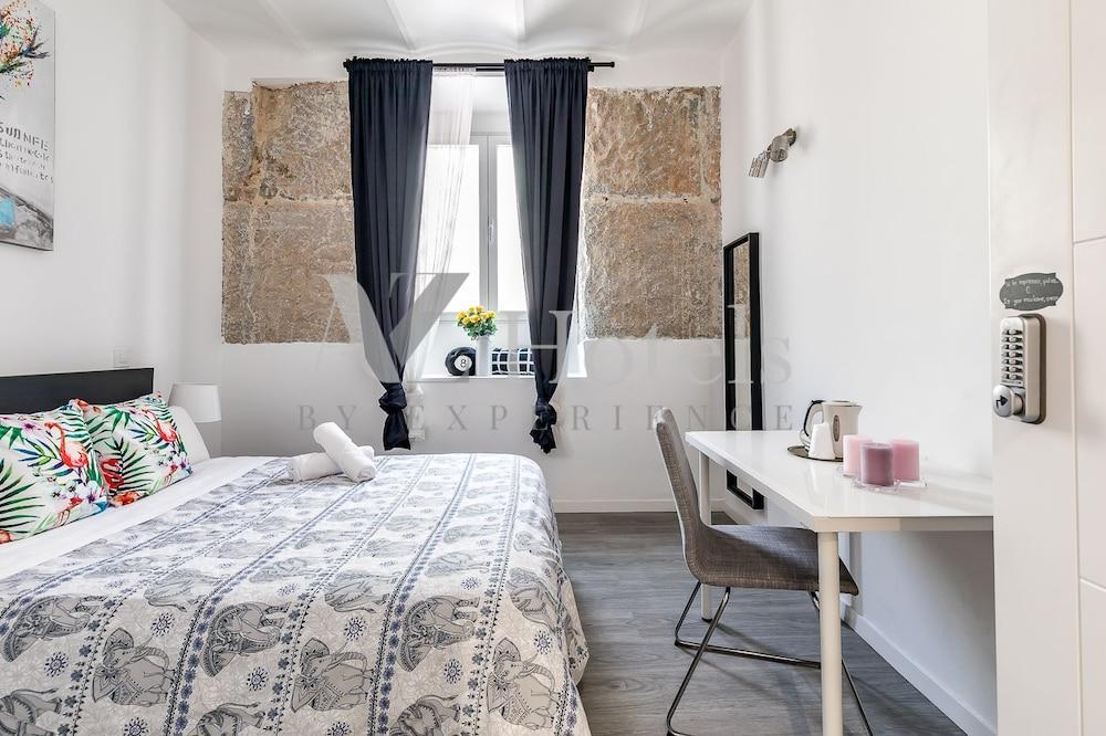 A And Z Juan De Mena (Adults Only) Hotel Madrid Kültér fotó